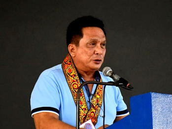 Governor, 5 others shot dead in latest attack in Philippine