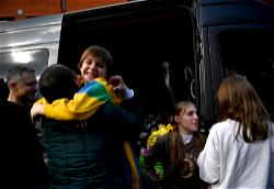 <strong></img>Ukraine children held by Russia reunited with parents</strong>