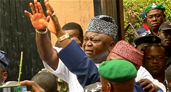 2023 guber: PDP’s Adebutu, supporters protest in Ogun over outcome of poll