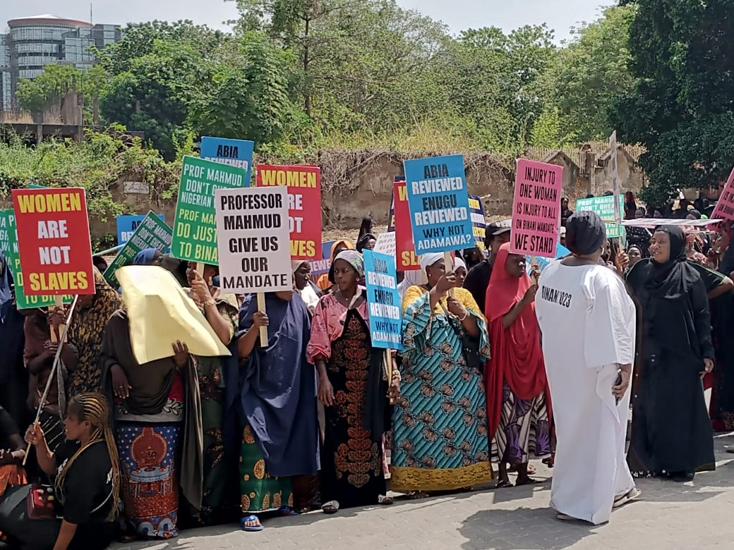 [Photos] Adamawa gov poll: Protesting women storm INEC hqtrs over Binani