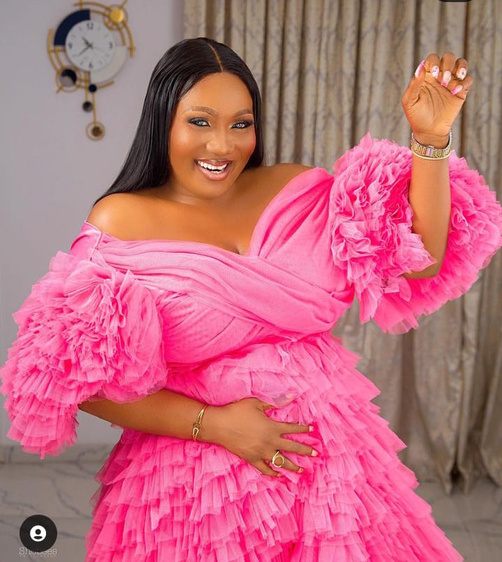 Royal Hugs CEO, Toyin Oyesanya ventures into Nollywood