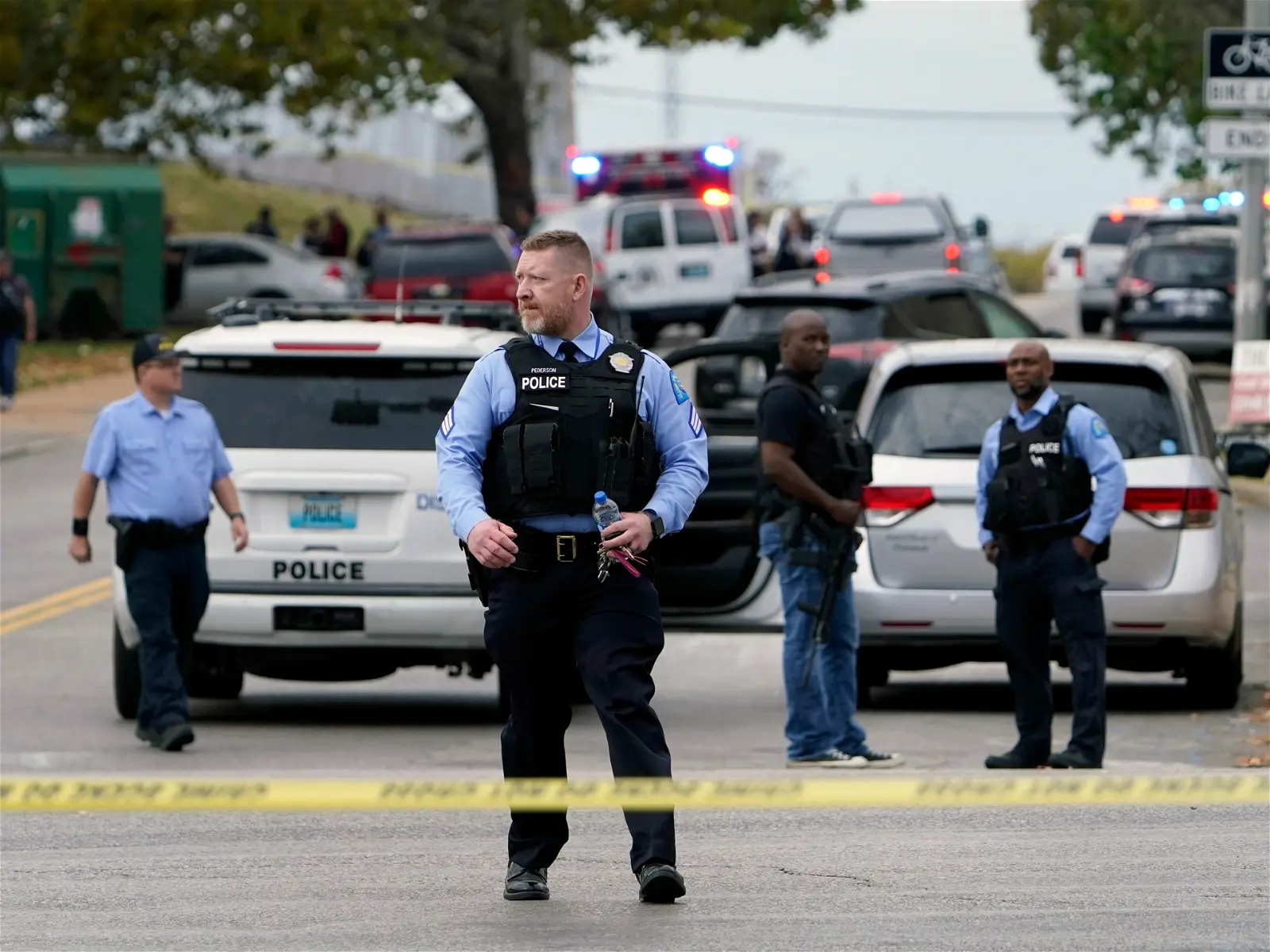Shooter kills 6 at US school in targeted attack