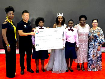 IWD: Chinese community in Nigeria celebrates Women’s Day, gives scholarships