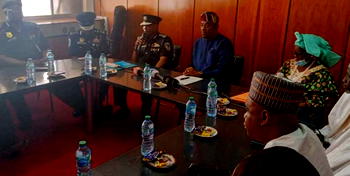 Breaking: IGP meets PSC new chair Arase