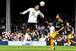 Leeds lose again at Fulham to increase relegation fears
