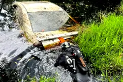 Corpse of US missing teacher found in submerged car