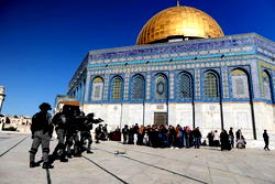 <strong>Turkey condemns ‘unacceptable’ clashes at Jerusalem mosque</strong>