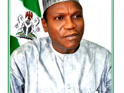 NDE trains unemployed Ondo women on shoe, bag making