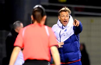 French women win on new coach Herve Renard’s debut