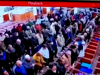 Man stabs imam during prayer in US mosque