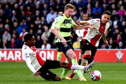 De Bruyne hits 100 PL assists as Man City thrash Southampton 4-1
