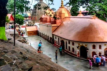 <strong>Five arrested over human sacrifice at Indian temple</strong>