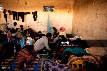 Thousands of migrants stranded in north Niger’s scorching desert