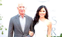 Jeff Bezos engaged to girlfriend Lauren Sanchez