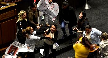 20 Bolivian women lawmakers exchange punches in Parliament 