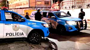 Police officer kills four colleagues in Brazil