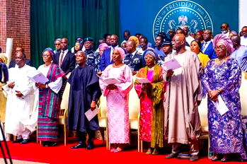 Photos: Osinbajo, Gowon, Tinubu’s wife attend pre-inauguration church service