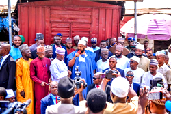 Gov Bago engages Niger traders, says ‘no market on Suleja-Madala Road’
