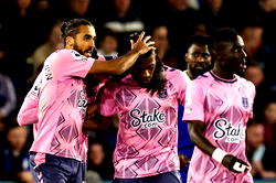 Iwobi rescues point for Everton at Leicester