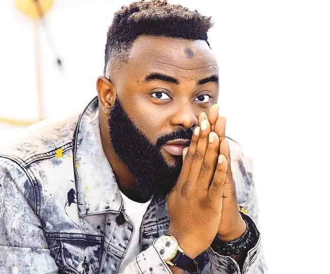 VJ Adams chides teenagers leaving parents’ house at age 17