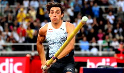 Duplantis sets new 2023 pole vault best at 6.12m