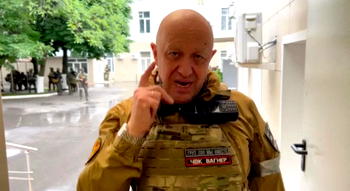 Yevgeny Prigozhin leaves Russia for Belarus to end insurrection