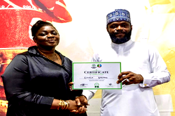Photos: Eniola Badmus receives certificate of recognition from Seyi Tinubu