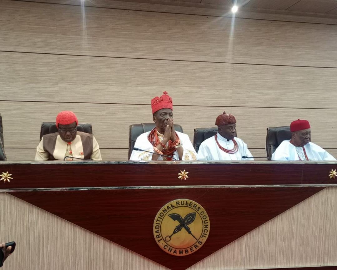 Delta monarchs wade into Clark, Okowa’s face-off