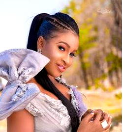 Mary Igwe’s ‘Girl Next Door’ posture