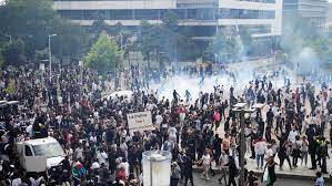 More than 700 sentenced to prison over French riots