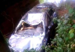 Osun: Two bodies recovered after car plunges into river