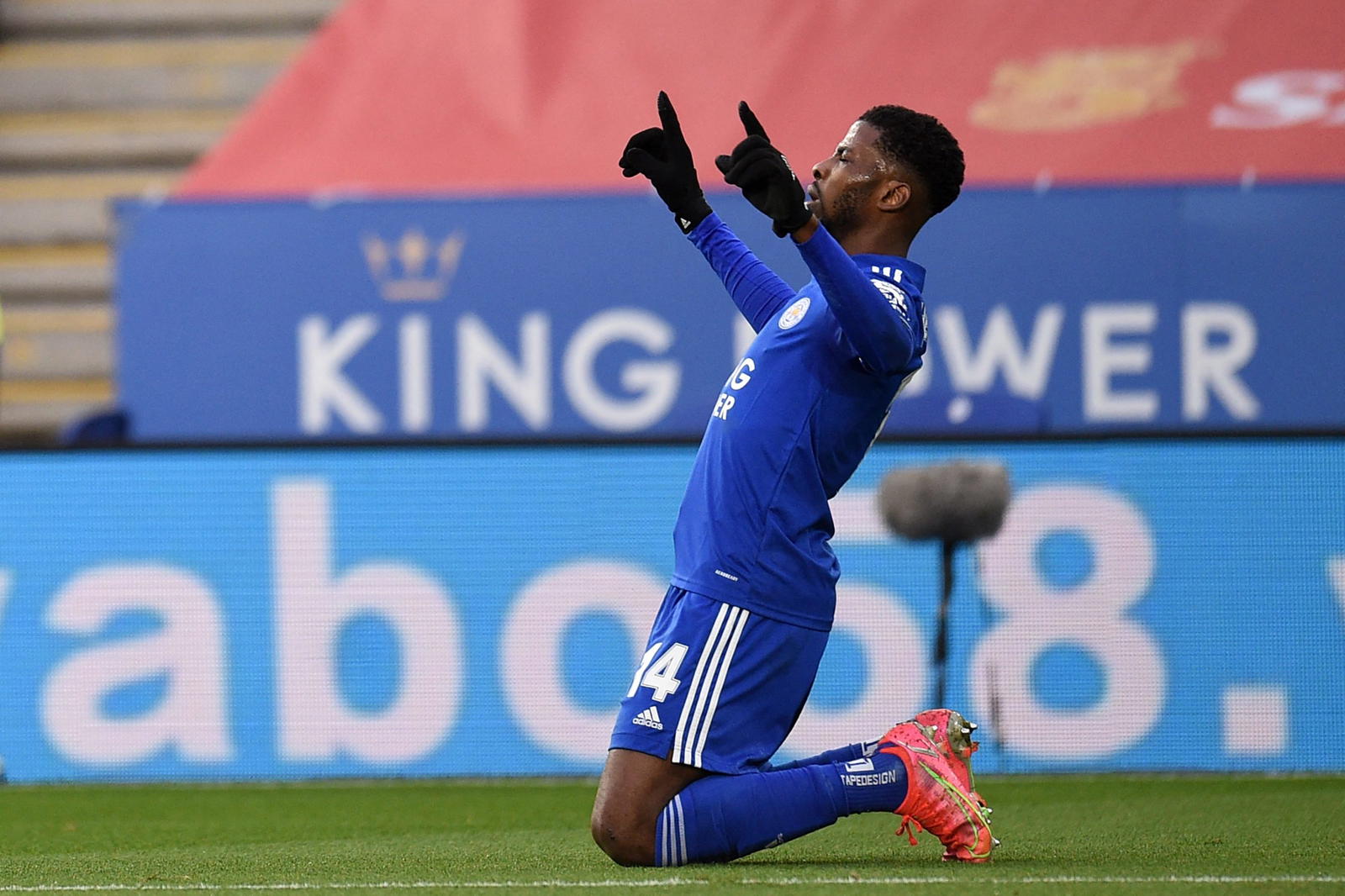 Transfer: Crystal Palace to submit bid for Ihenacho