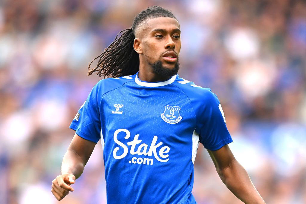 It's noise', Everton boss Sean Dyche denies Iwobi's exit links amid Fulham  interest - Vanguard News