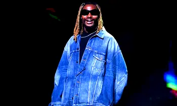 ‘A sorry excuse’, Sister of lady who died at Asake’s concert berates singer over tribute