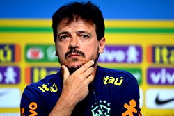 Neymar in, Paqueta out as Brazil launch World Cup campaign