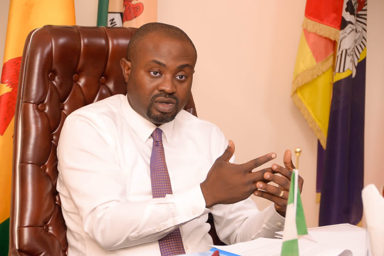 We won’t tolerate endless queues at Passport Offices, Interior minister tells NIS CG