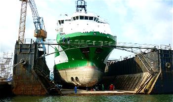 NIMASA relocates modular floating dock to NPA’s Continental Shipyard