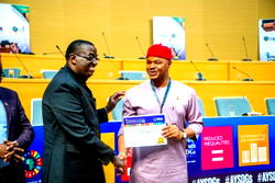 Imo Governor’s Aide, Eric Uwakwe honoured wth SDG Youth Ambassador for Africa Award