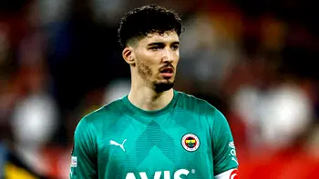 Former Man United midfielder Fred confirms Altay Bayindir signing
