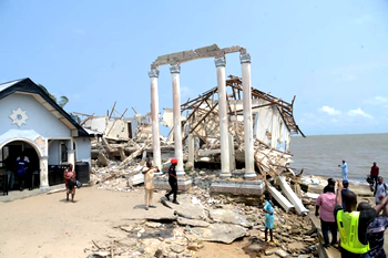Photos: Atlantic Ocean surge threatens Bayelsa communities – Diri