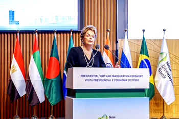BRICS Bank moves to issue 30% of loans in local currencies