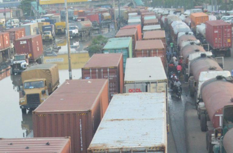 Traffic diversion at mile2 interchange for 15 months due to intermodal