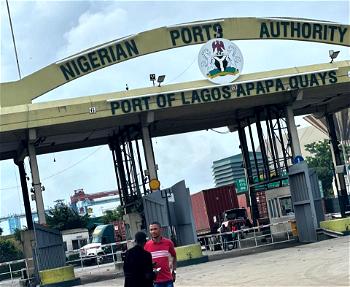 Apapa port shut, commuters stranded as warning strike begins in Lagos