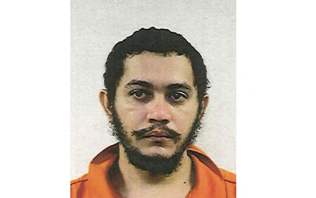Escaped Brazilian murderer steals rifle, outwits huge US manhunt ...