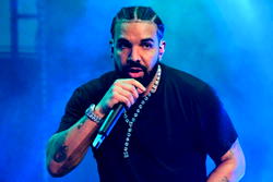 Drake gifts fan $50k for using furniture money on his shows’ ticket
