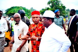 FG to reconstruct collapsed Enugu/Port Harcourt expressway bridge – Umahi