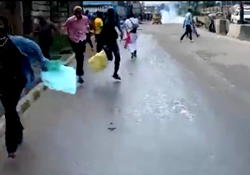 Video: Commotion as police tear gas protesting UNILAG students