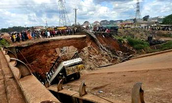 Lawmakers demand urgent reconstruction of collapsed artisan bridge in Enugu