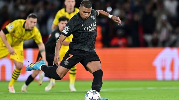 Mbappé and Hakimi score as PSG wins 2-0 against Dortmund in Champions  League