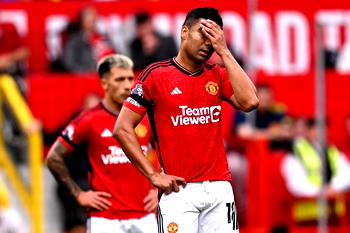 Premier League: Man Utd seek to stop rot as Arsenal host Spurs